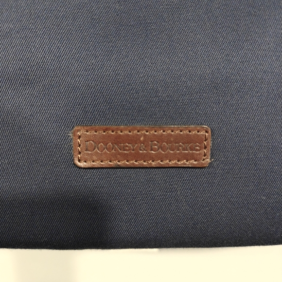 🐢 Dooney & Bourke Brooklawn XL Tote Weekender Bag Great Condition! - Picture 5 of 16